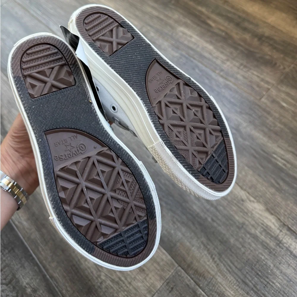 Converse brand new